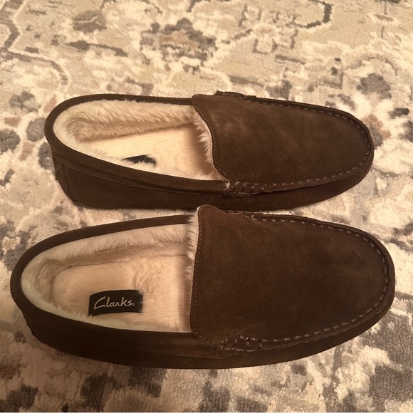 Clarks Men's Chocolate Suede Slippers - Picture 1 of 5
